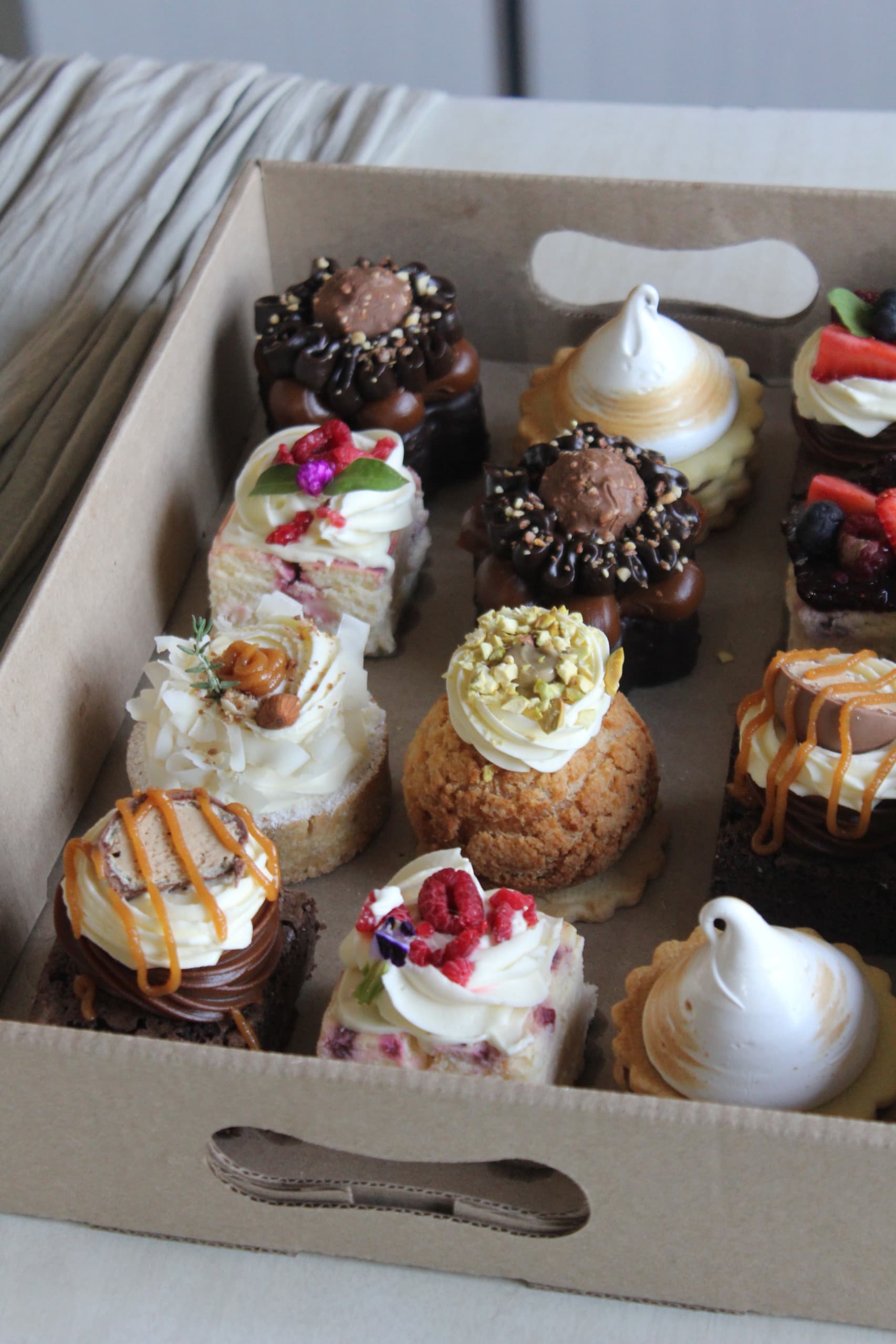 Mini pasteleria x12 unidades